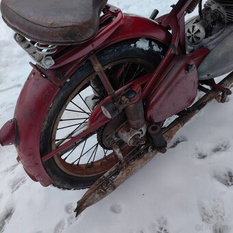 Jawa perak komunista - 7