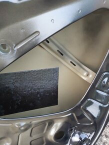 Pravé zadní dveře VW combi, C3 - 7