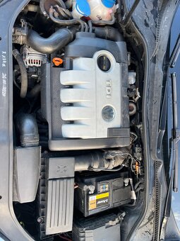 VW Golf Sport Variant TDI - 7