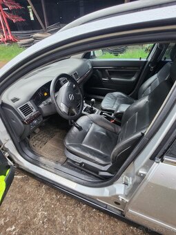 Opel Signum 3,0 V6 diesel - 7
