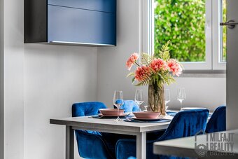 Prodej dvougeneračního domu 4+kk, 2+kk, zahrada 1.500 m2 , M - 7