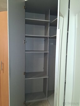 Šatní skříň rohová - 7