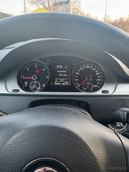 Volkswagen Passat b7 - 7