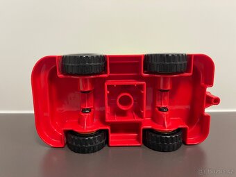 Lego Duplo závodní auto - 7