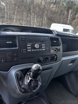 Ford Transit 350L 2,2 - 7