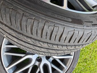 ALU HONDA OEM r18 - 5x114,3 - 225/45 Barum - 7