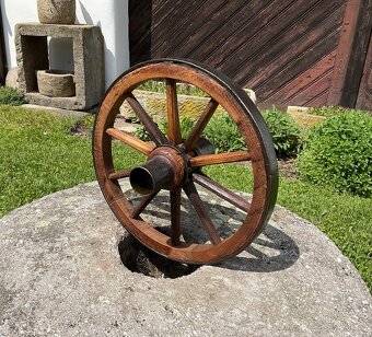 LOUKOŤOVÉ KOLO 33cm po renovaci - 7