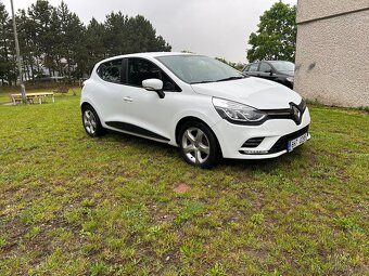 Renault Clio - 7