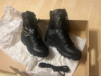 Vojenské věci - boty, oblečení, pokrývky hlavy... - 7