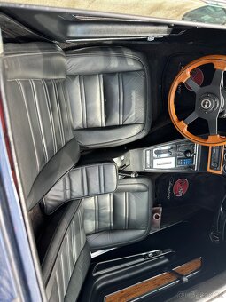 Chevrolet Corvette C3 Stingray 1976 malé zadní okno - 7