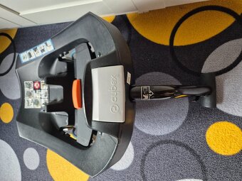 Cybex Aton 5 +  isofix základna - 7