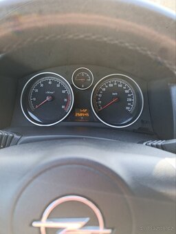 Opel Astra h - 7