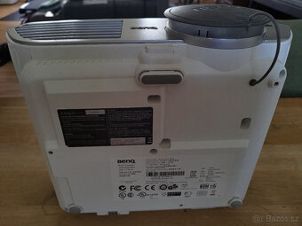 Projektor BenQ W1060 - 7