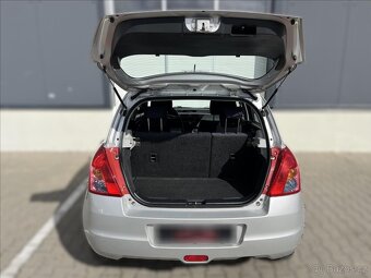 Suzuki Swift 1,3 GLX  4x4 (2010) - 7