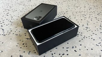 Apple iPhone 11 Pro Midnight Green 256gb - 7