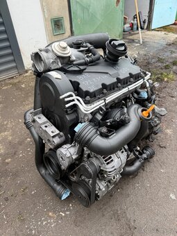 Motor BXE 77kw Top stav - 7