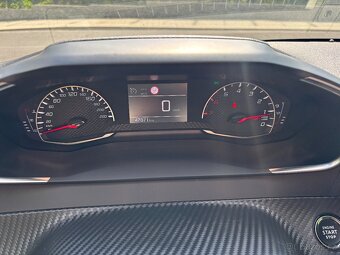 Peugeot 208 Allure 1.2; 2022 - 7