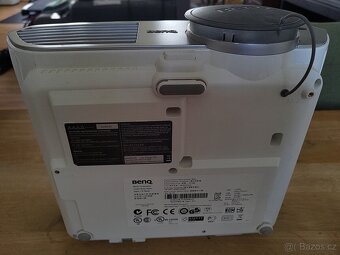 Projektor BenQ W1060 - 7