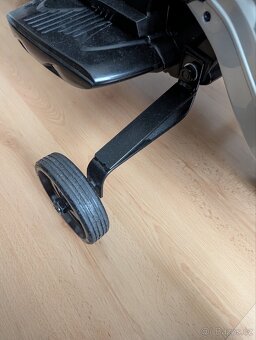 Dětská elektrická motorka BMW - 7