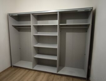 ZDARMA DOPRAVA obrovská šatní skříň 270x210x61 - 7
