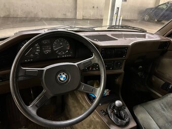 Bmw e28 320i 6V rok 1980, 92kW s Tp - 7