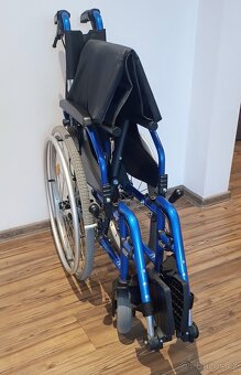 Odlehčený invalidní vozík Vermeiren D200 - 7