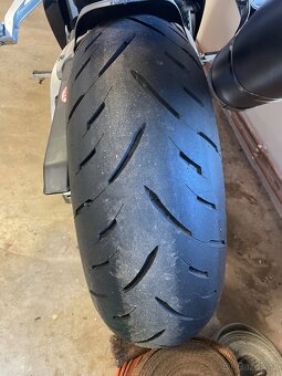 Prodam Honda CBR 954RR - 7