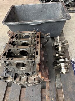 Prodám Range Rover sport 3.0 tdv6 - 7