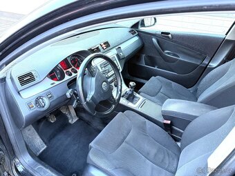 Volkswagen Passat Kombi B6 2.0 TDI - Nová Stk - Dobrý Stav. - 7