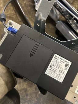 Jednotky BMW f10 / f11 - 7