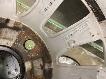 Originál Audi R17 ALU Kola - 7