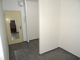 Pronájem bytu 3+1/L, po část. rekonstrukci, 64 m2, Liberec - - 7