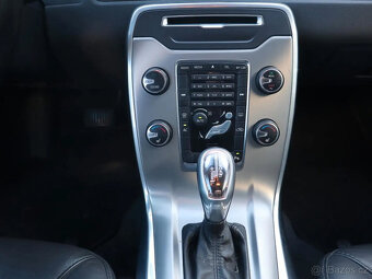 Volvo V70 T4F, automat, benzin, tazne, vyhrev, automat po GO - 7