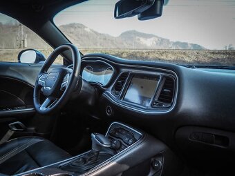 Dodge Challenger 3.6 V6 - 7