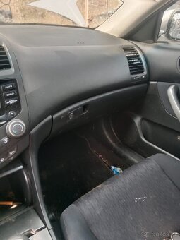 Prodám Honda Accord Tourer 2,0i,114kw,r.v.2006 - 7