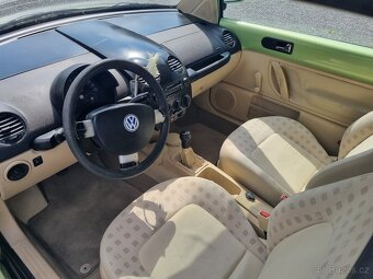 VW NEW BEETLE 2.0i 85KW R.V.2000 - 7