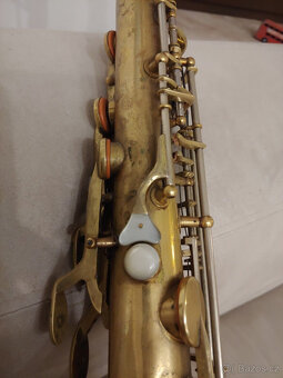 Tenorový saxofon King Super 20 Series I z roku 1946 - 7
