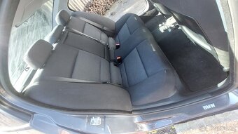 BMW E90 - díly - 7