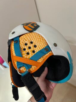 Lyžařská helma Casco - 7