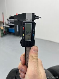 Letní pneu 245/40 r18 - 7