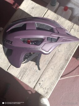 Uvex - 7