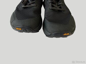 Altra LONE PEAK 9+ Black - 7