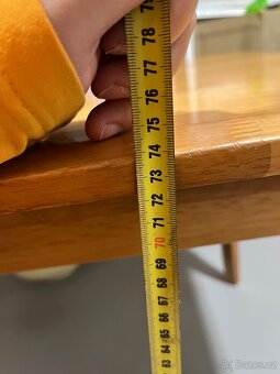 Jídelní stůl z masivu 120/75/74 cm - 7