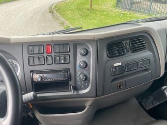 DAF LF 220 - 4x2 – Skříň + Hč – EURO 6 - 7