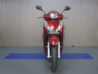 Honda SH 300A - 7