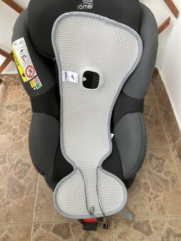 Britax Römer Dualfix M i-size - 7