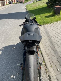 Okruhovka cbr 600rr - 7
