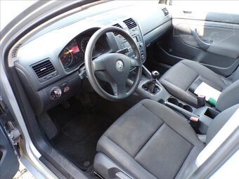 Volkswagen Golf 1,4 i Trend,klimatizace - 7