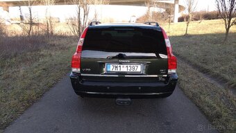 Volvo V70 2.5T AWD - 7
