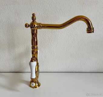 Zlatá kuchyňská baterie BOAOTX - 7